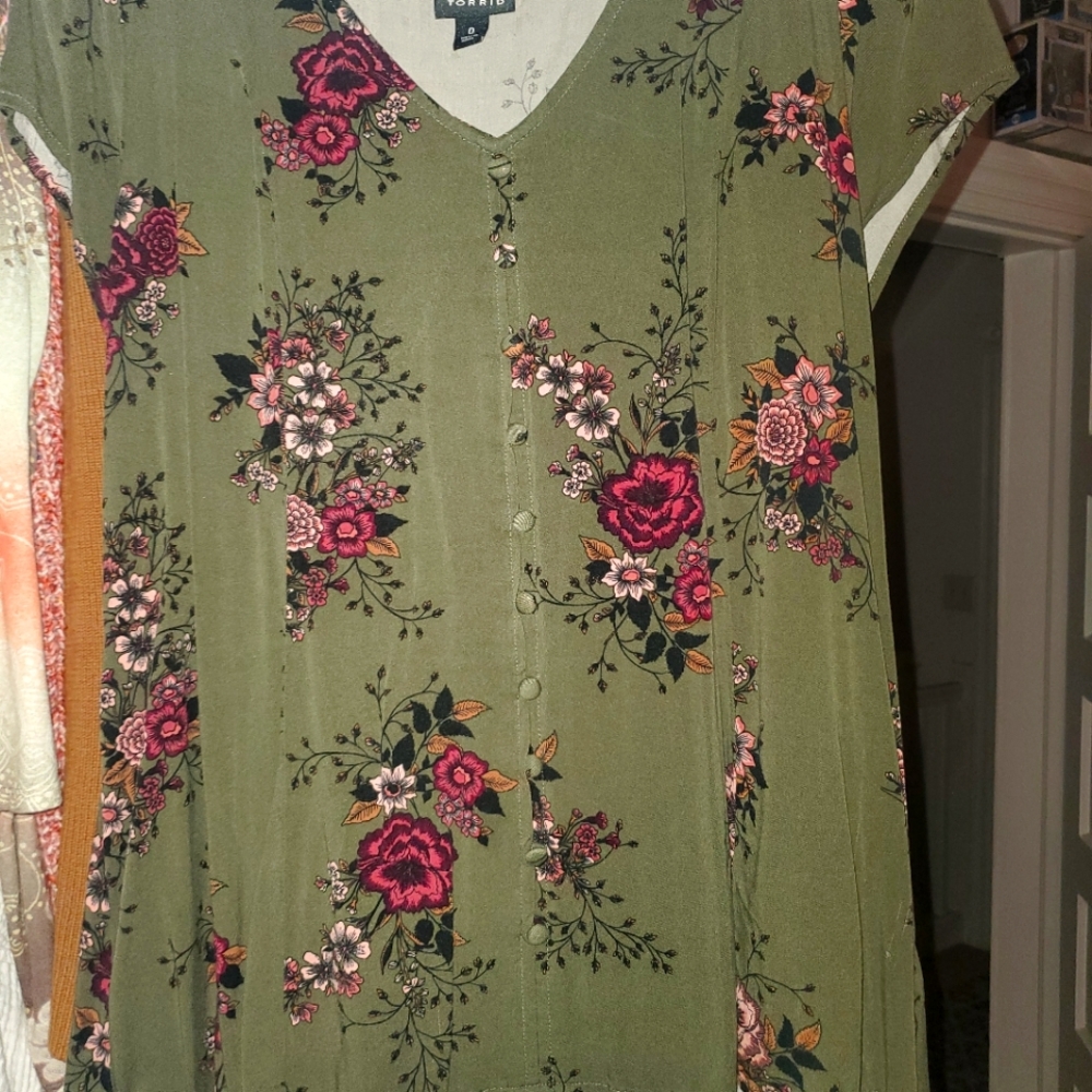 Torrid Short Sleeve